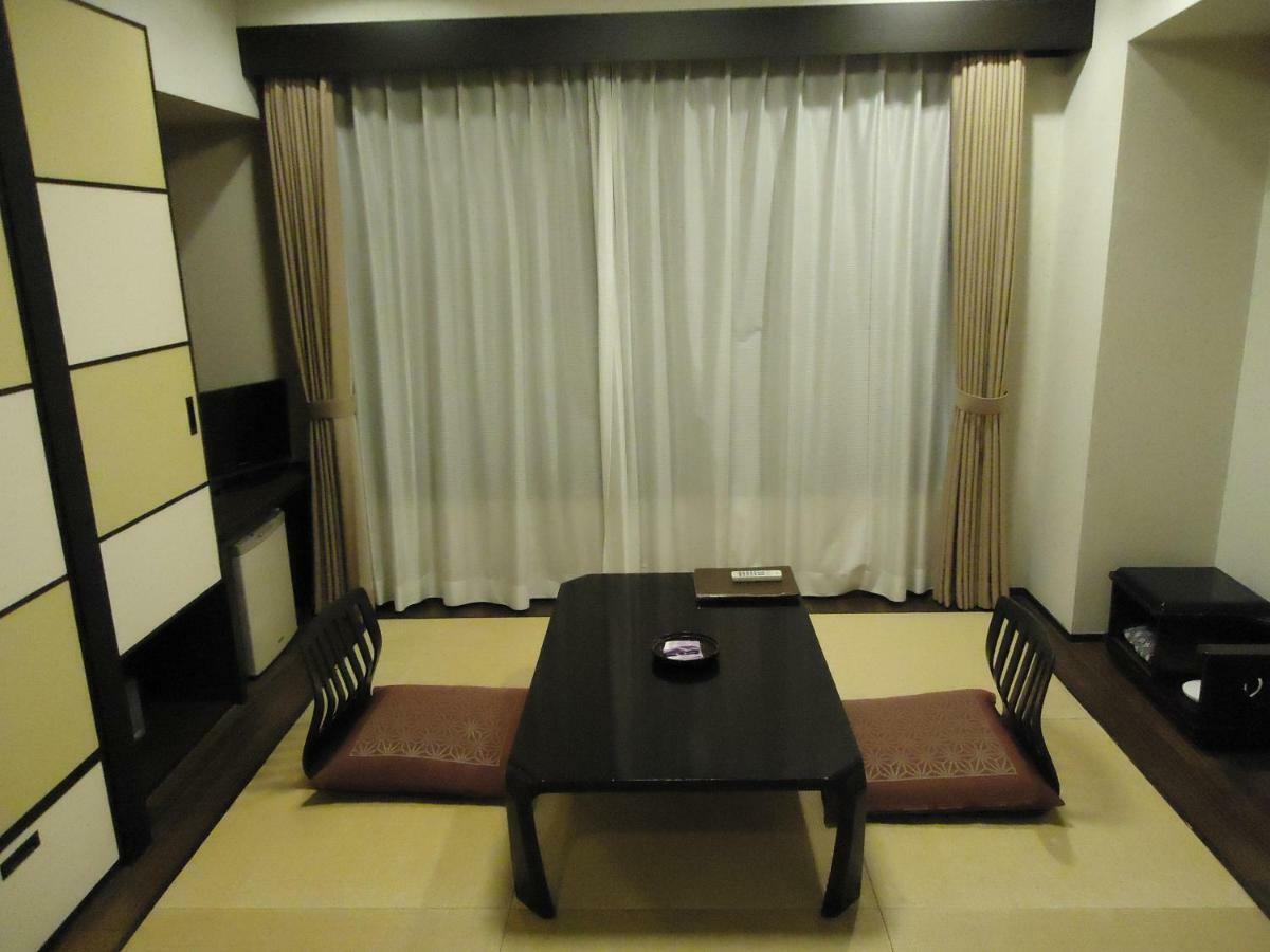 פוג'יקאוואגוצ'יקו Yamagisi Ryokan מראה חיצוני תמונה
